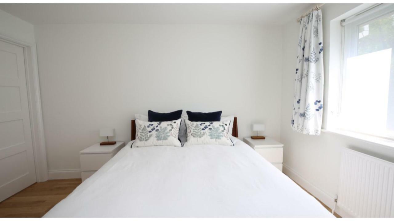 ★ Luxury Oxford Apartment ★ Sleeps 4, Free Parking ภายนอก รูปภาพ