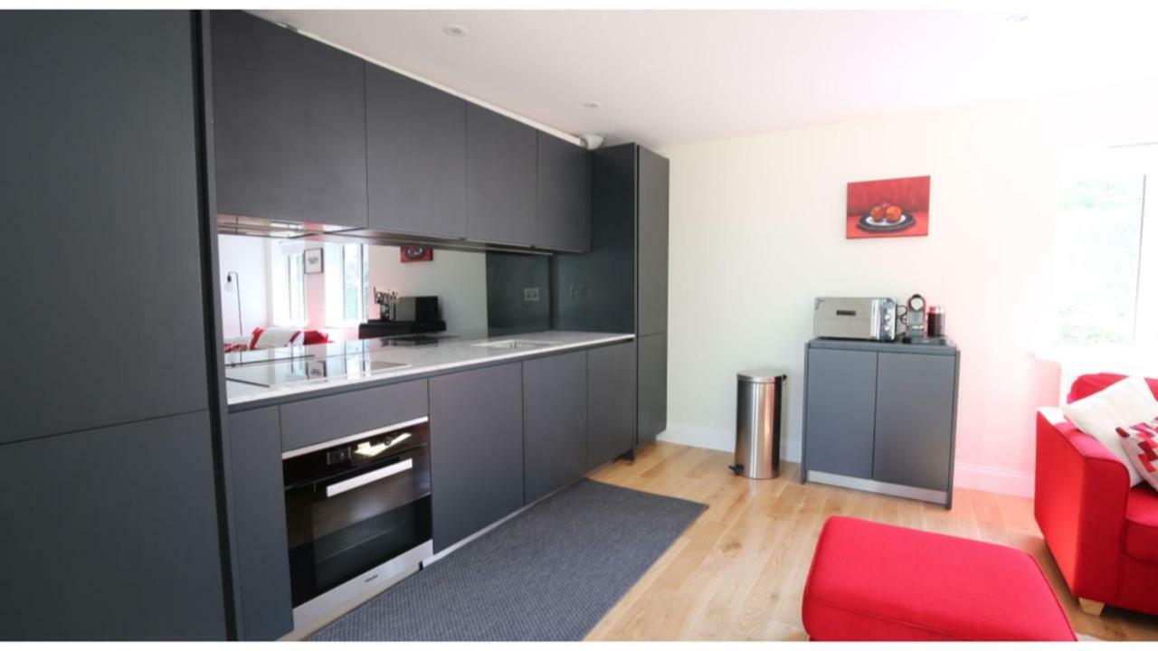 ★ Luxury Oxford Apartment ★ Sleeps 4, Free Parking ภายนอก รูปภาพ